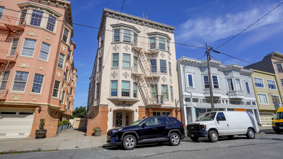 Primary Photo Of 1734 Greenwich St, San Francisco Apartments For Sale