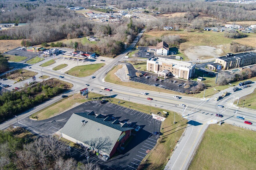 More Photos Of 78 Chestnut Hill Rd, Crossville Freestanding For Sale