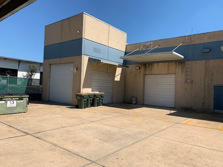 More Photos Of 5426 Guadalupe St, Austin Office For Sale