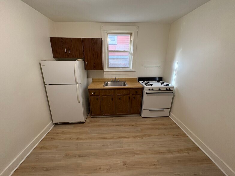 More Photos Of 119 Giffin Ave, Pittsburgh Apartments For Sale