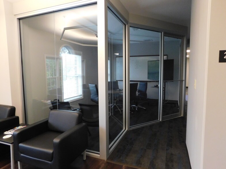 More Photos Of 100 Dorchester Sq, Westerville Medical For Lease