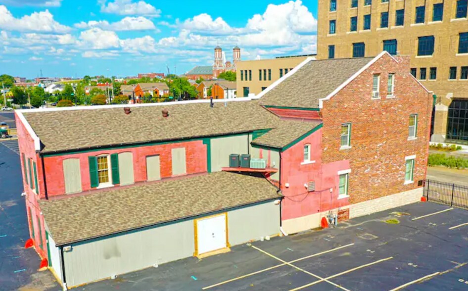 Primary Photo Of 911 N Tucker Blvd, Saint Louis Office For Lease