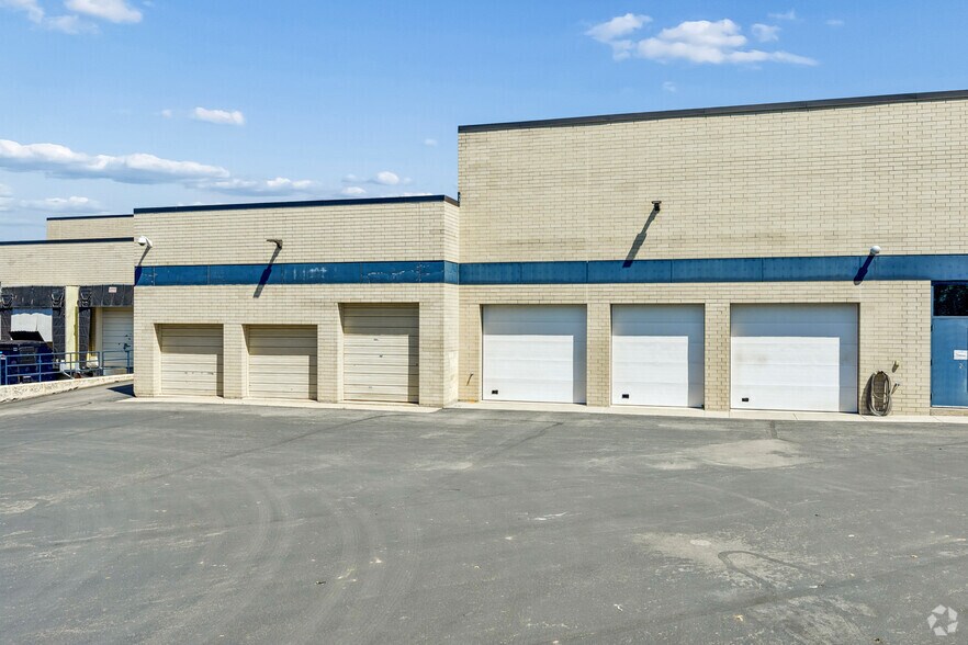 More Photos Of 1 Redcom Ctr, Victor Office For Sale