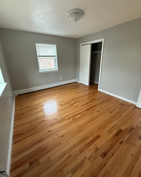 More Photos Of 467 Allen St, New Britain Apartments For Sale