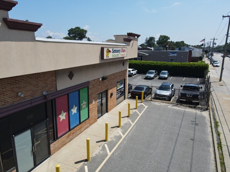 More Photos Of 3535-3555 Merrick Rd, Seaford Unknown For Lease