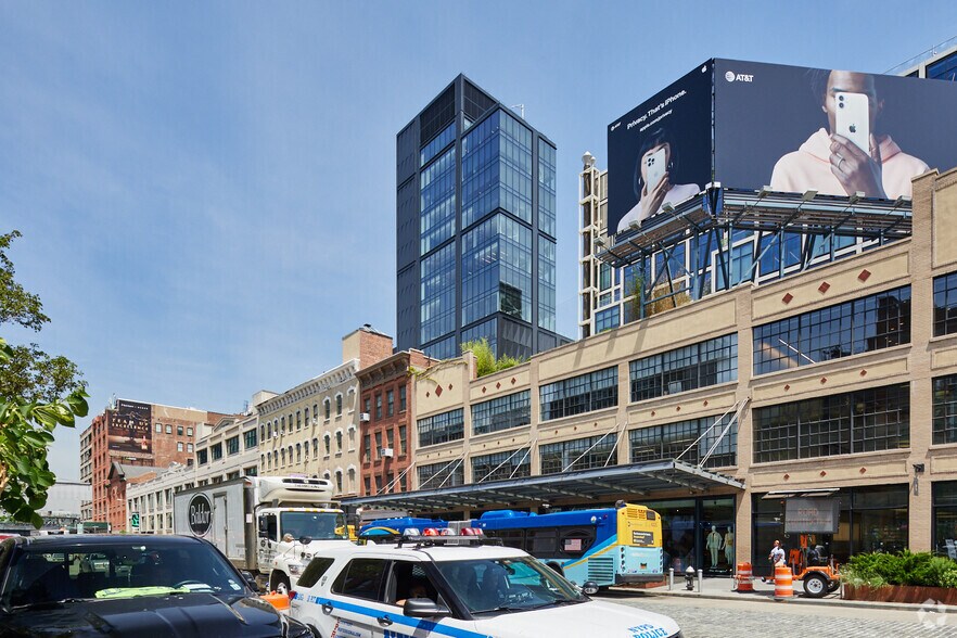 More Photos Of 412 W 15th St, New York Office For Lease