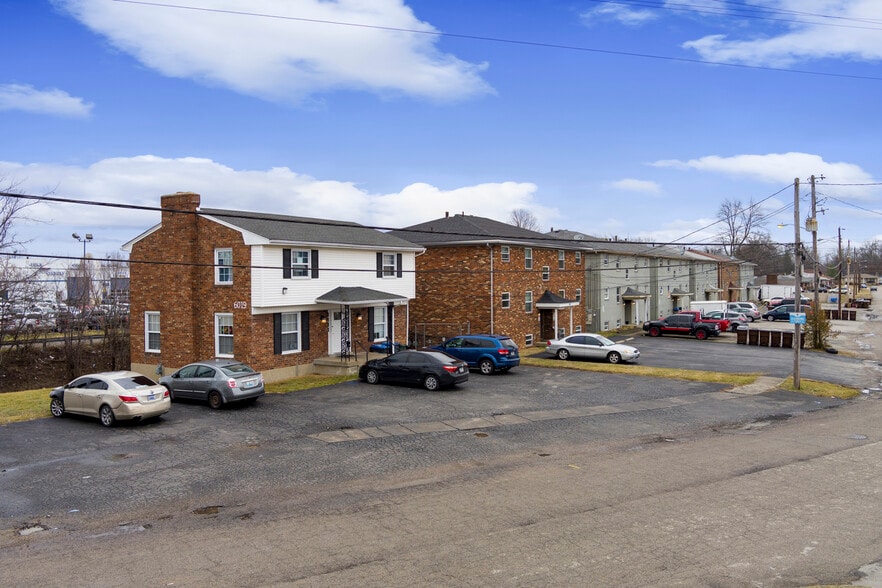 Primary Photo Of 6019 Preston Hwy, Louisville Office For Sale