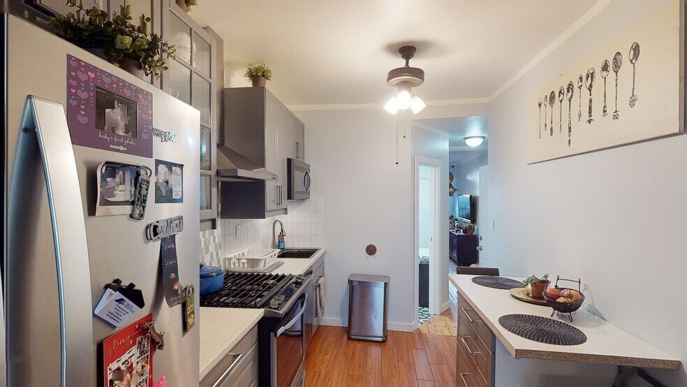 More Photos Of 46 Sutton St, Brooklyn Apartments For Sale