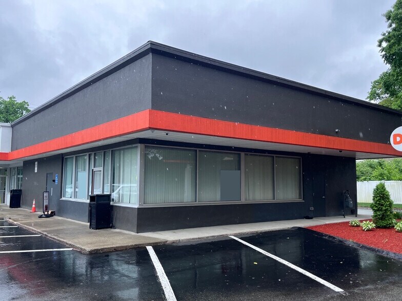 More Photos Of 99 Winthrop Ave, Lawrence Storefront Retail Office For Lease