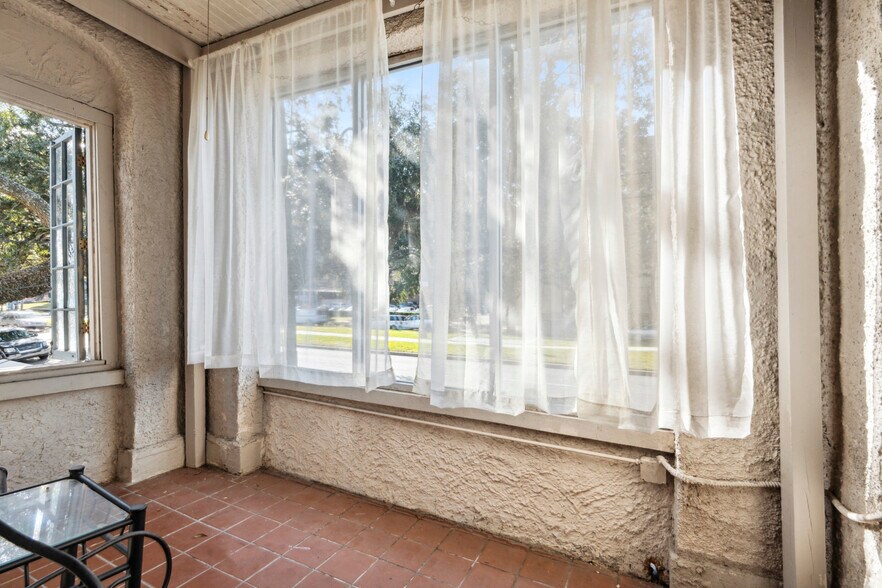 More Photos Of 2833 Napoleon Ave, New Orleans Apartments For Sale