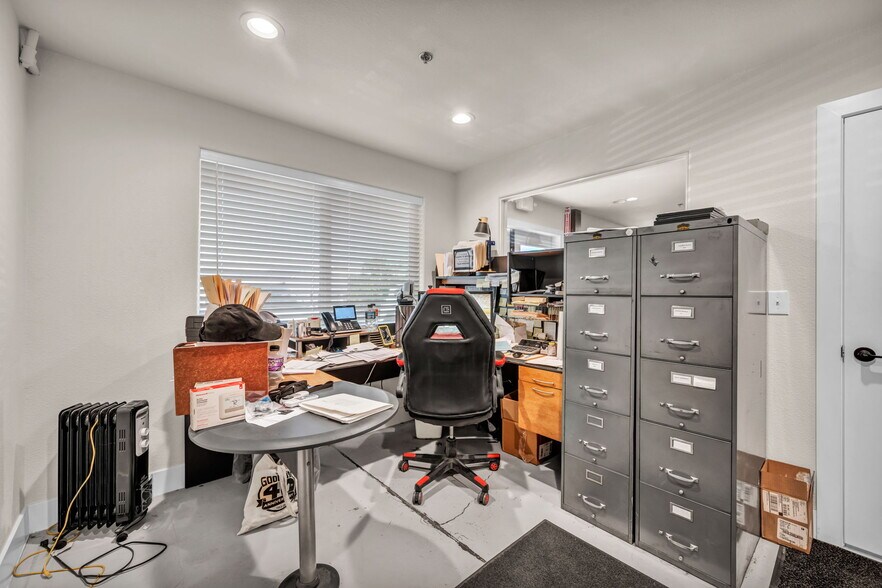 More Photos Of 2 Brown dr, Mound House Manufacturing For Sale