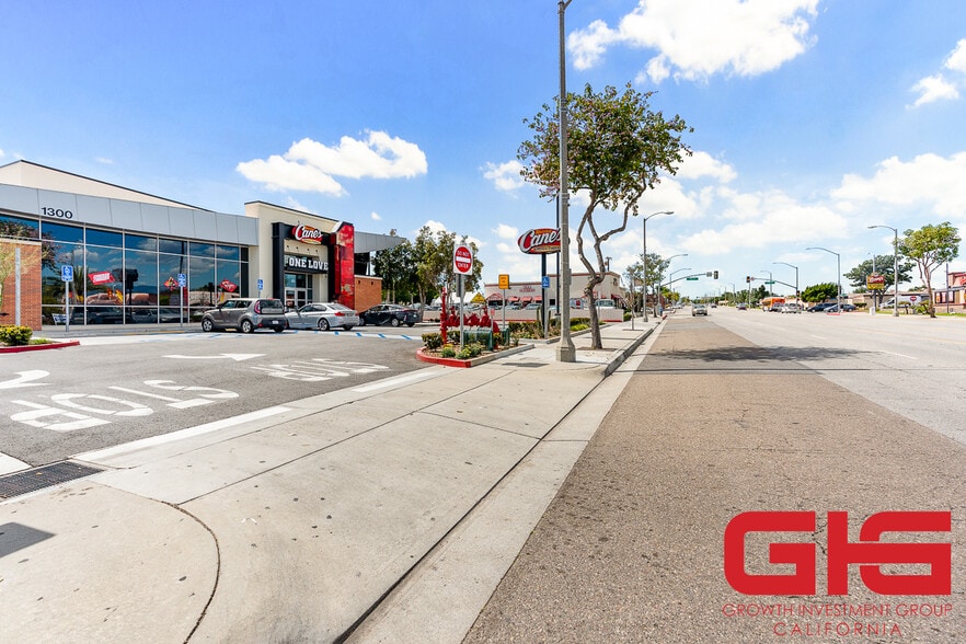 More Photos Of 1308-1412 E Valley Blvd, Alhambra Bowling Alley For Sale