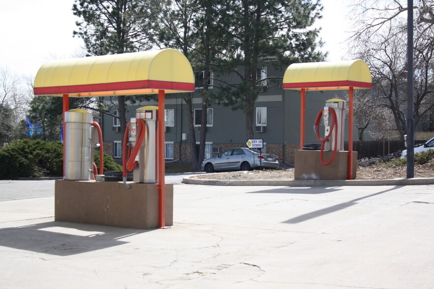 More Photos Of 12299 W Center Ave, Lakewood Carwash For Sale