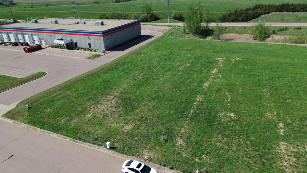 More Photos Of 4000 E Wilcox St, Sioux Falls Land For Sale