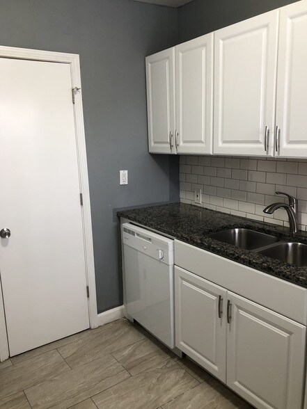 More Photos Of 4515 Virginia Ave, Kansas City Apartments For Sale