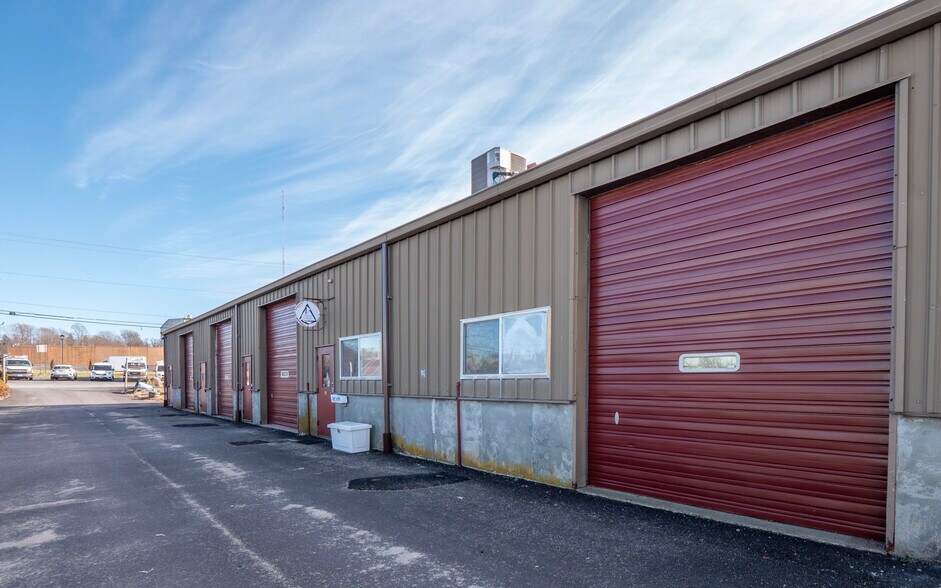 More Photos Of 64 Halsey St, Newport Warehouse For Sale