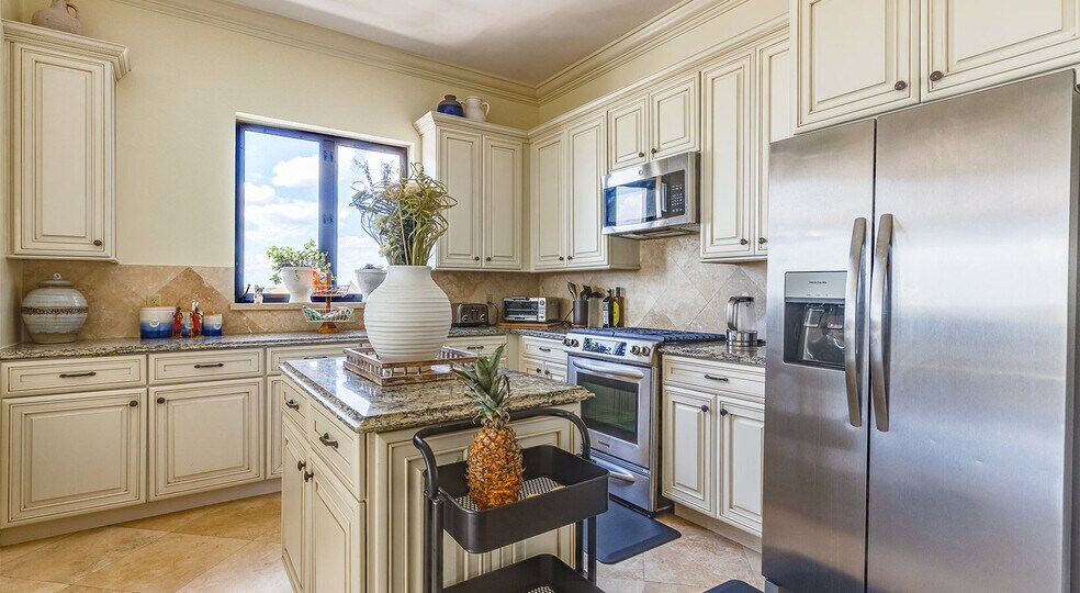 More Photos Of 2121 S Hiawassee Rd, Orlando Apartments For Lease