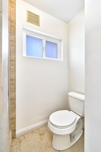 More Photos Of 1381 Burwood St, La Habra Apartments For Sale