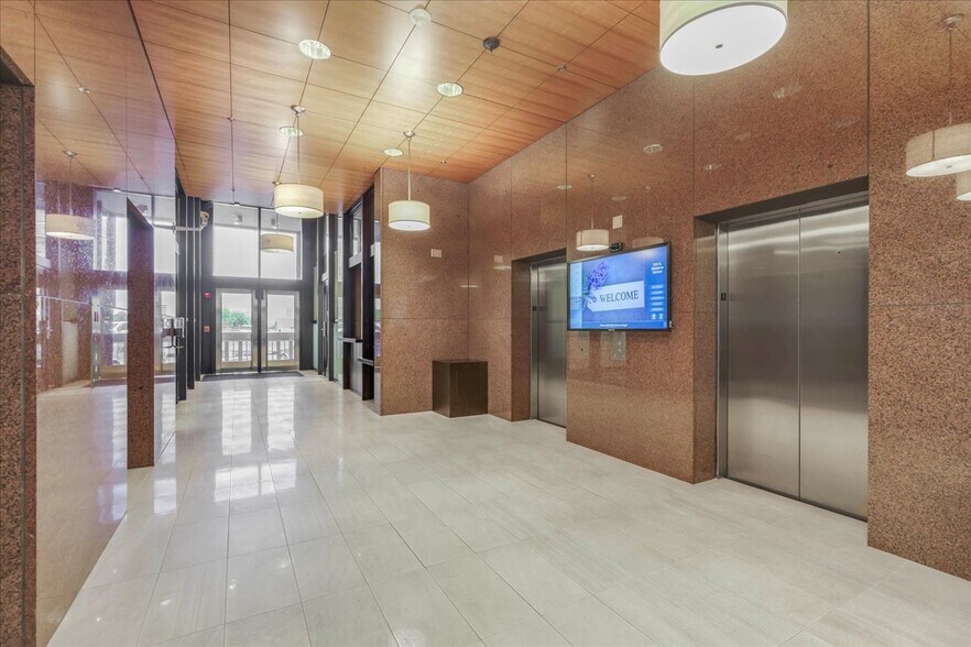 More Photos Of 215 S Monroe St, Tallahassee Office For Lease