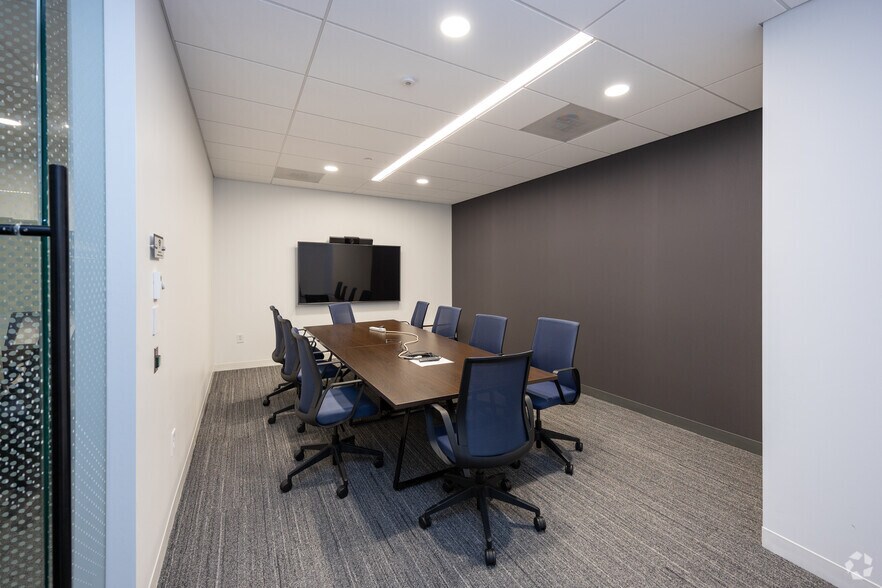 More Photos Of 3475 Piedmont Rd NE, Atlanta Office For Lease