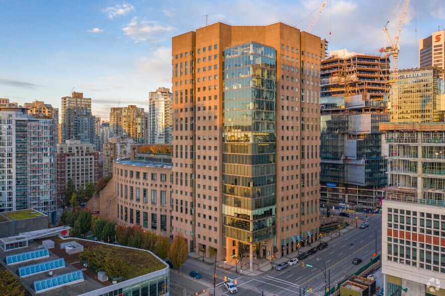 More Photos Of 345 Robson St, Vancouver General Retail For Lease