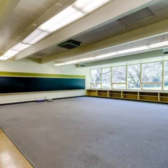 More Photos Of 80304 Old Lorane Hwy, Eugene Lodge Meeting Hall For Sale