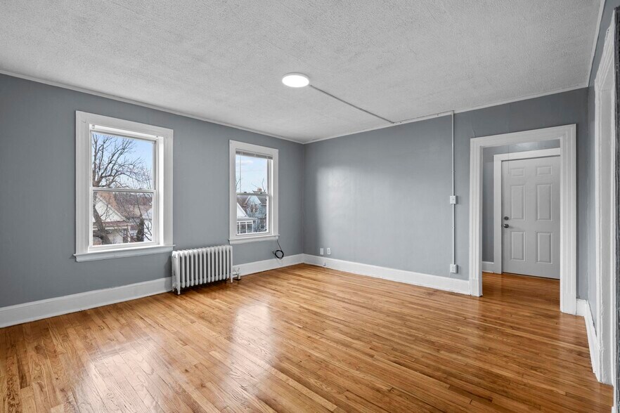 More Photos Of 34-38 Beacon St, Hartford Apartments For Sale