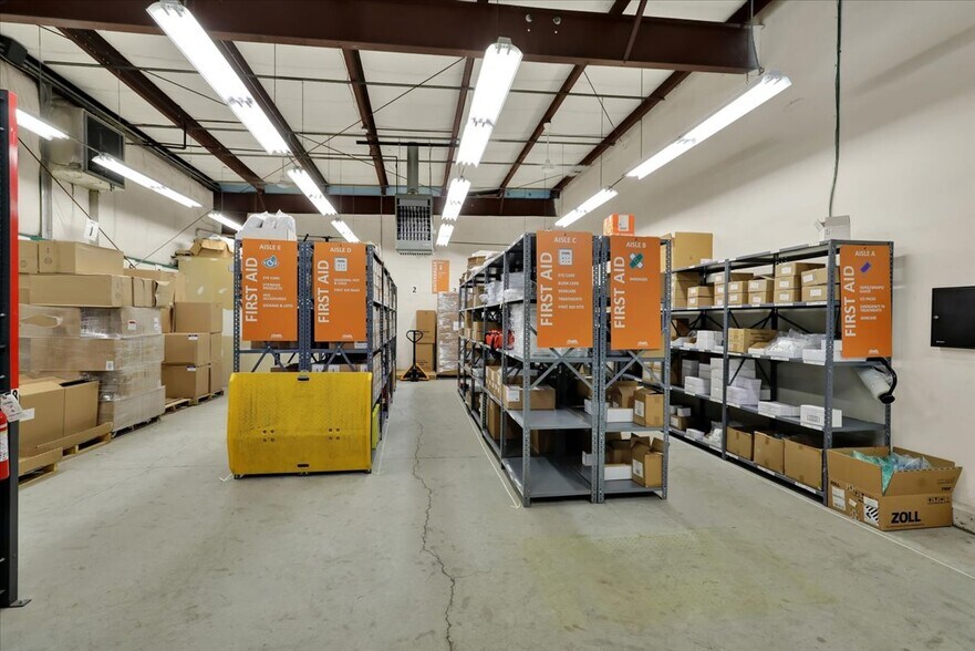 More Photos Of 2745A Leisczs Bridge Rd, Reading Industrial For Sale