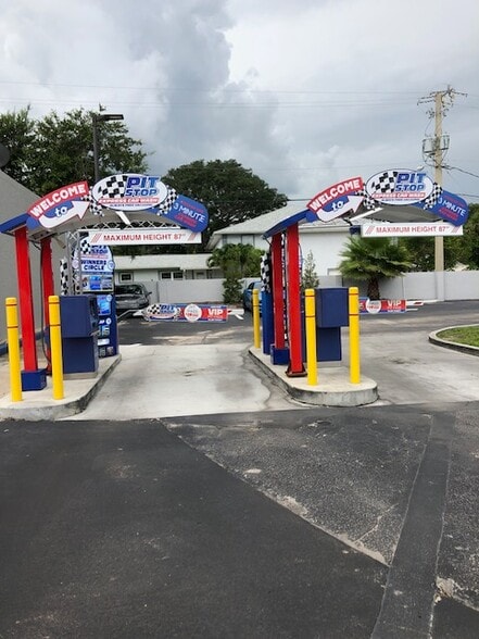 More Photos Of 950 N Harbor City Blvd, Melbourne Carwash For Sale