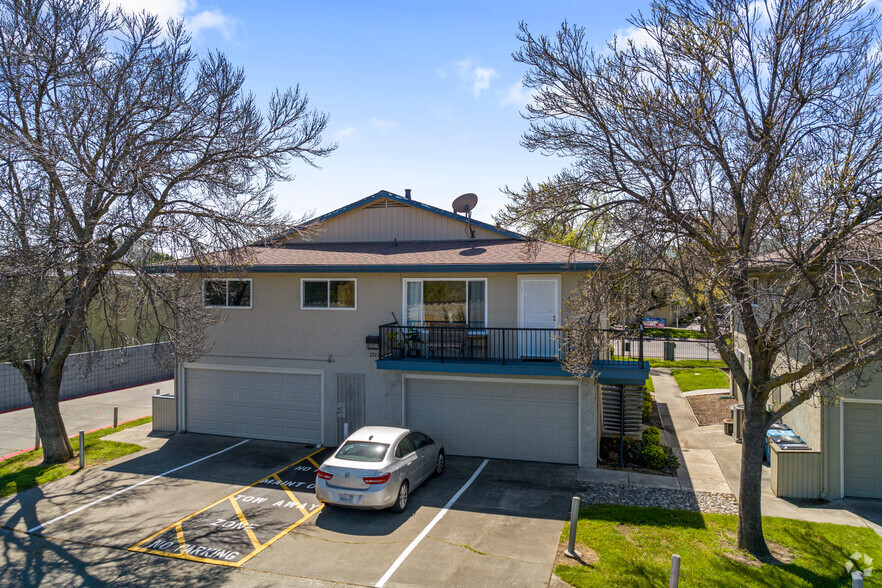 Primary Photo Of 1202 Sycamore Dr, Antioch Apartments For Sale