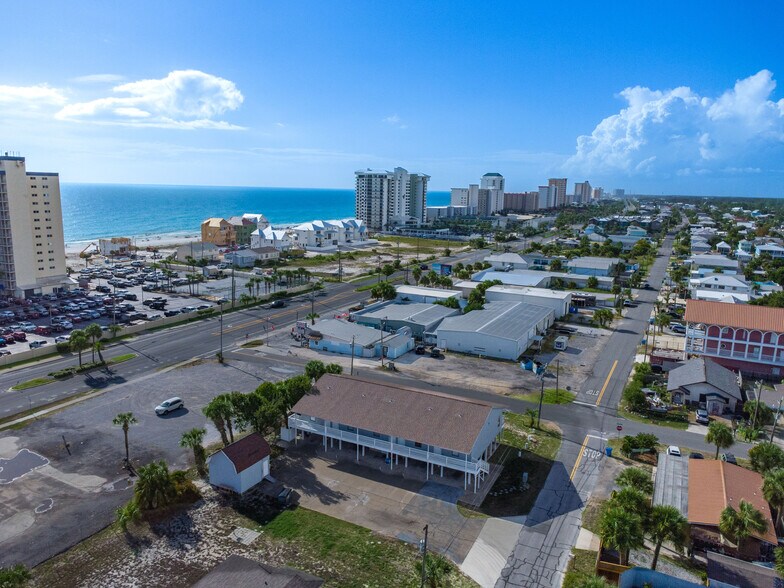 Primary Photo Of 4021 Dolphin Dr, Panama City Apartments For Sale