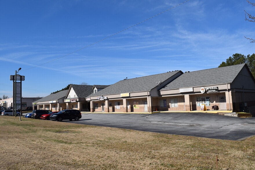 More Photos Of 4485 Lawrenceville Hwy NW, Lilburn General Retail For Lease