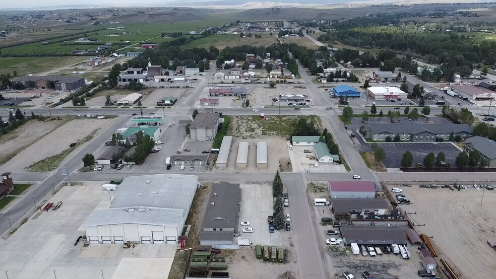 More Photos Of 120 Cole Ave, Pinedale Office For Sale