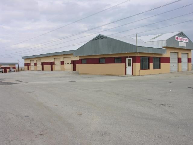 More Photos Of 2892 State Highway 71, Cedar Creek Warehouse For Lease