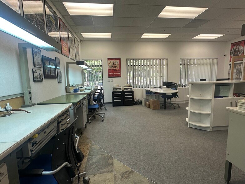 More Photos Of 1216-1220 Suncast Ln, El Dorado Hills Medical For Sale