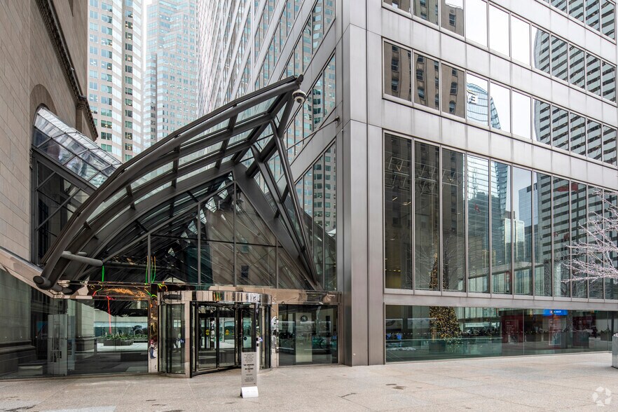 More Photos Of 199 Bay St, Toronto Office For Lease
