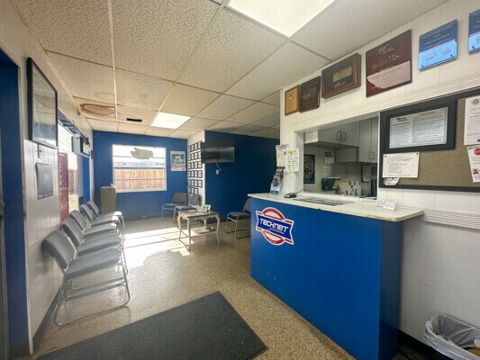 More Photos Of 1590 S McCall Rd, Englewood Auto Repair For Sale