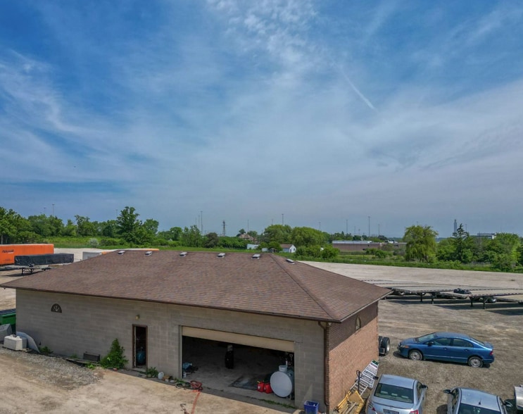 More Photos Of 2101 Ninth Line, Oakville Warehouse For Sale