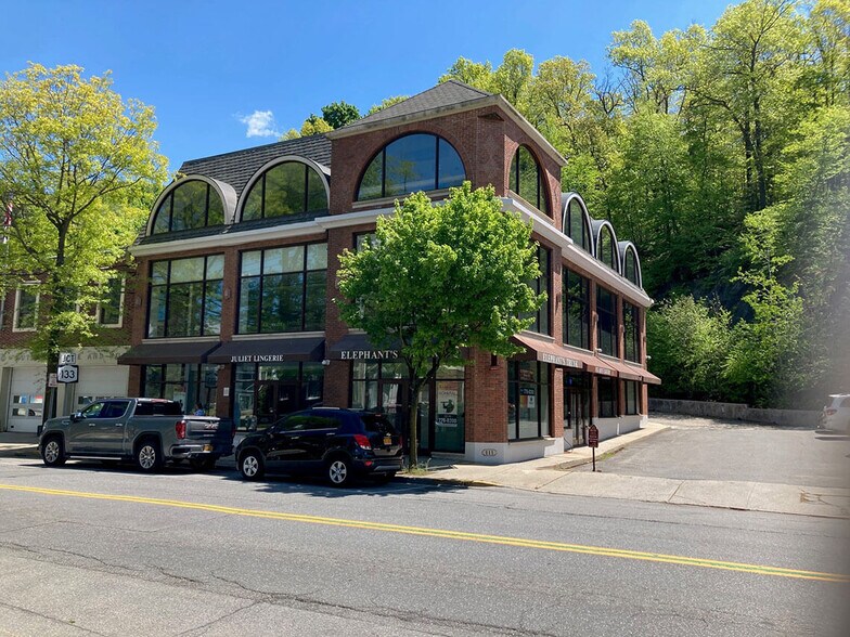 More Photos Of 111 E Main St, Mount Kisco General Retail For Sale