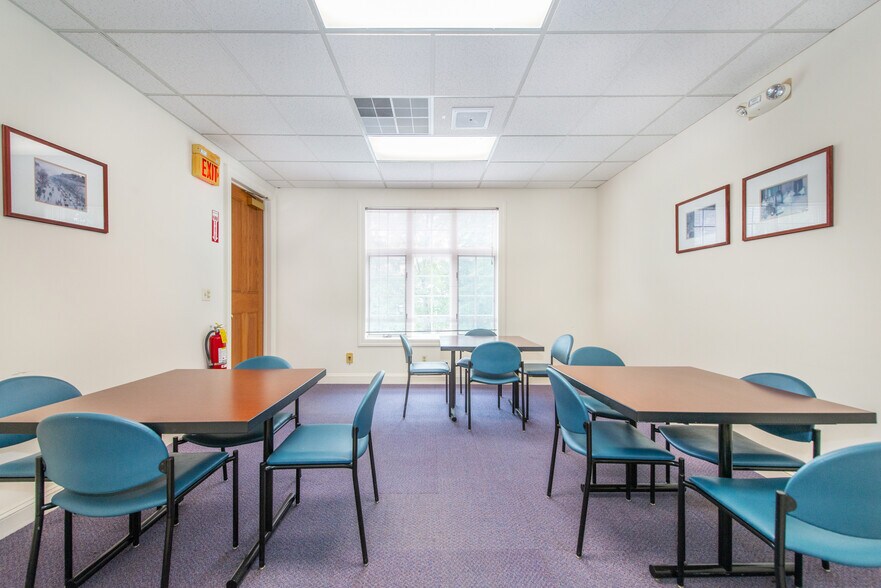 More Photos Of 372 Route 22 West, White House Station Office For Lease