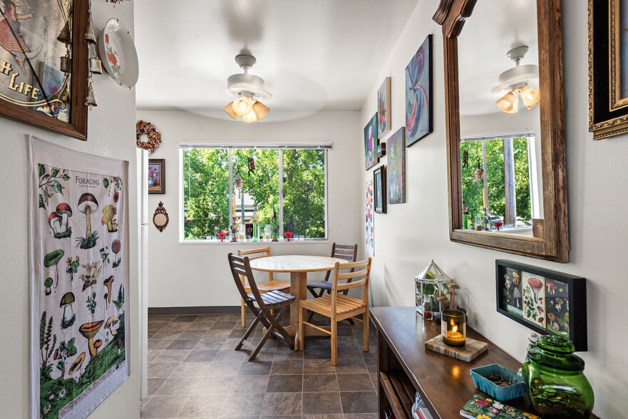 More Photos Of 505 Franklin St, Napa Apartments For Sale