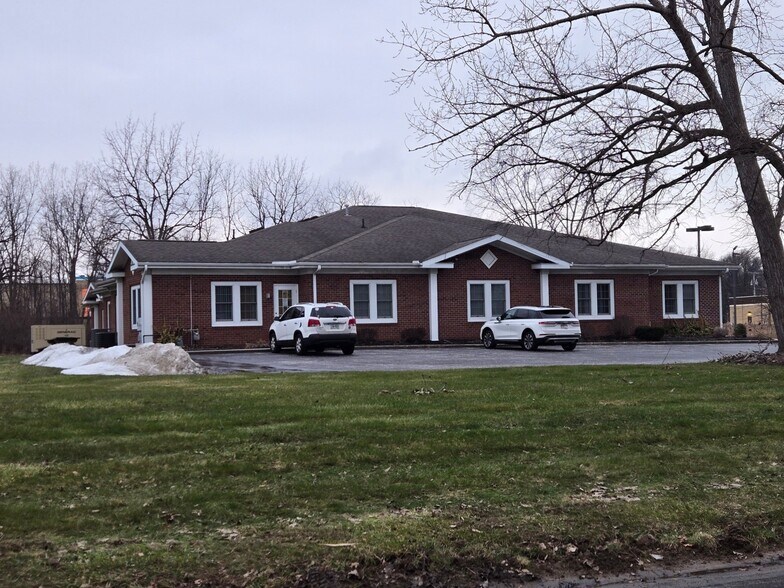 More Photos Of 45 Webster Commons Blvd, Webster Medical For Lease