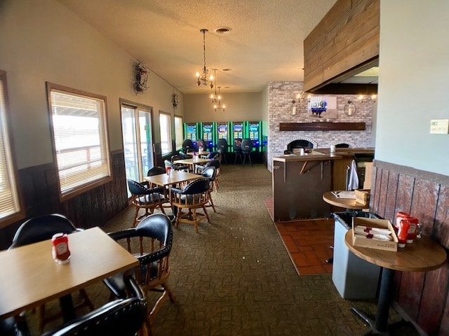 More Photos Of 903 Park St W, Park River Hotel For Sale