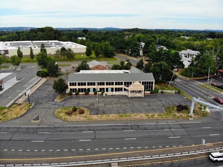 More Photos Of 3203 Berlin Tpke, Newington General Retail For Sale