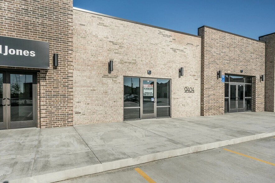 More Photos Of 9400 Hillside Rd, Amarillo Storefront For Sale