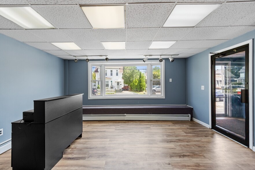 More Photos Of 127-129 Lowell St, Methuen Freestanding For Sale