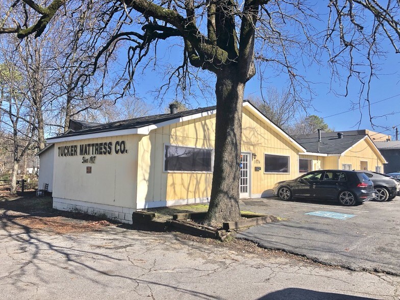 Primary Photo Of 3926 Lawrenceville Hwy, Tucker Freestanding For Sale