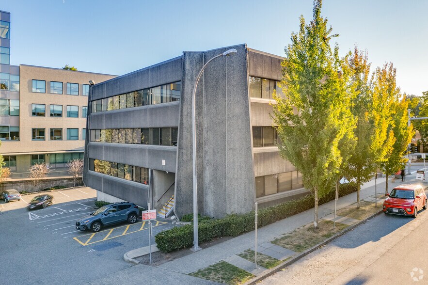More Photos Of 250 Keary St, New Westminster Medical For Lease