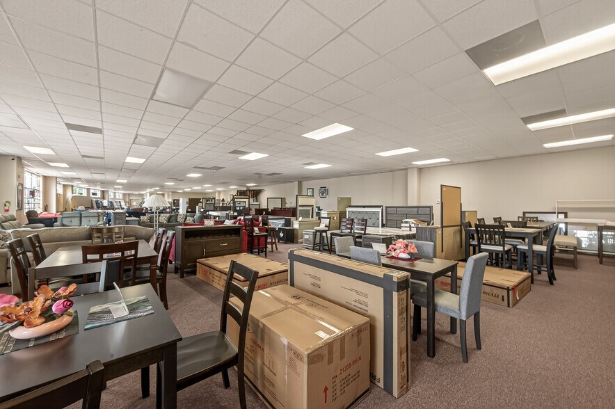 More Photos Of 9223 Bissonnet St, Houston General Retail For Sale