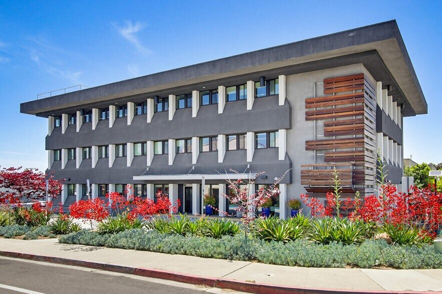 More Photos Of 3033 Bunker Hill St, San Diego Office For Lease